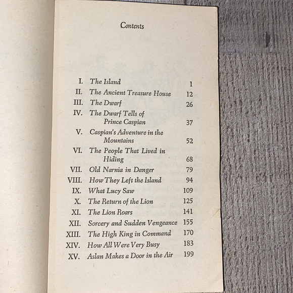 CS Lewis Prince Caspian paperback book vintage - Picture 5 of 10